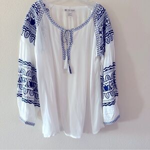 Cute Options Bohemian Tunic Blouse White & Blue Embroidery Balloon Sleeve S NWOT